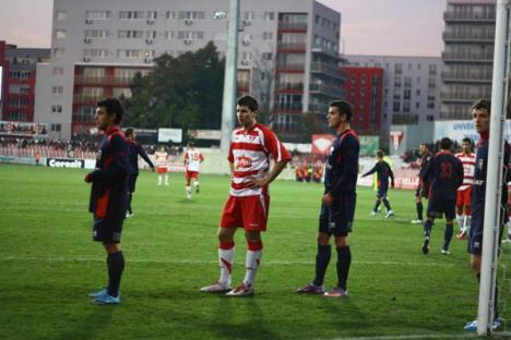 Orădenii au pierdut derby-ul cu UTA Arad (FOTO)